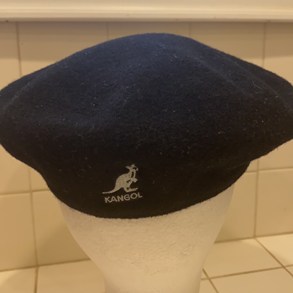 Kangol Cap Style Hat In Good Condition Black - image 4